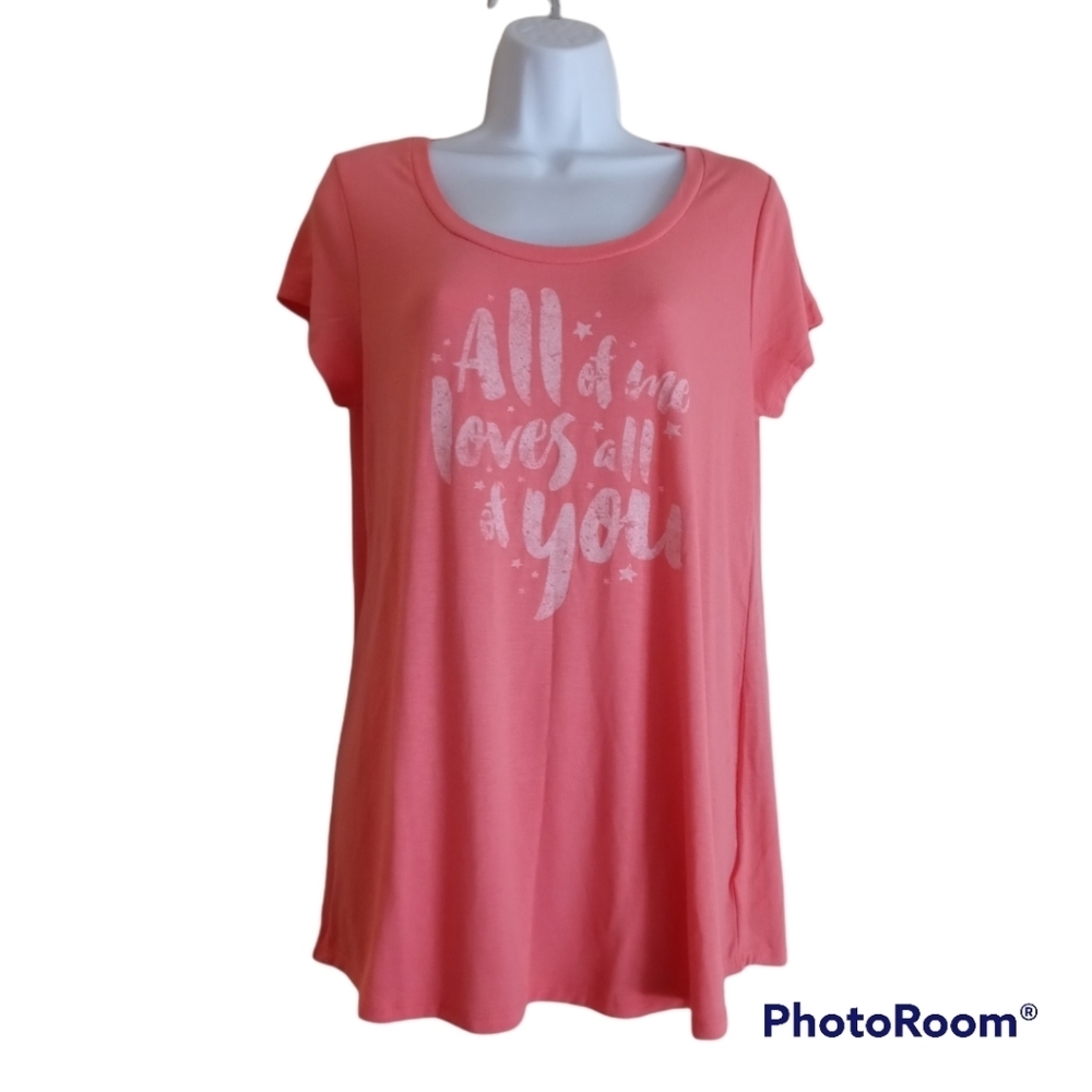 NWOT Motherhood Maternity Top Short Sleeve . Size M.